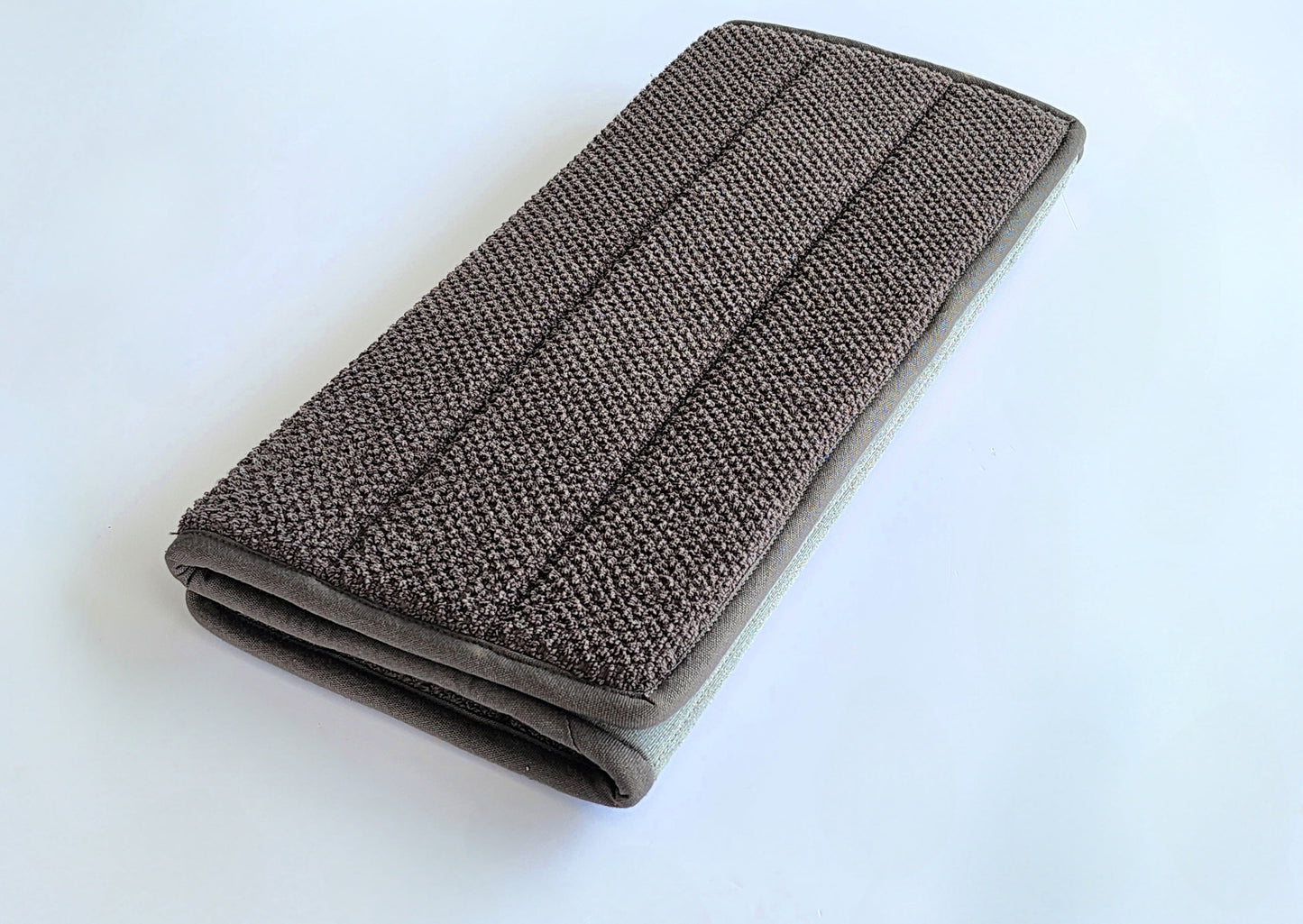 Hawaii Dot Bath Mat