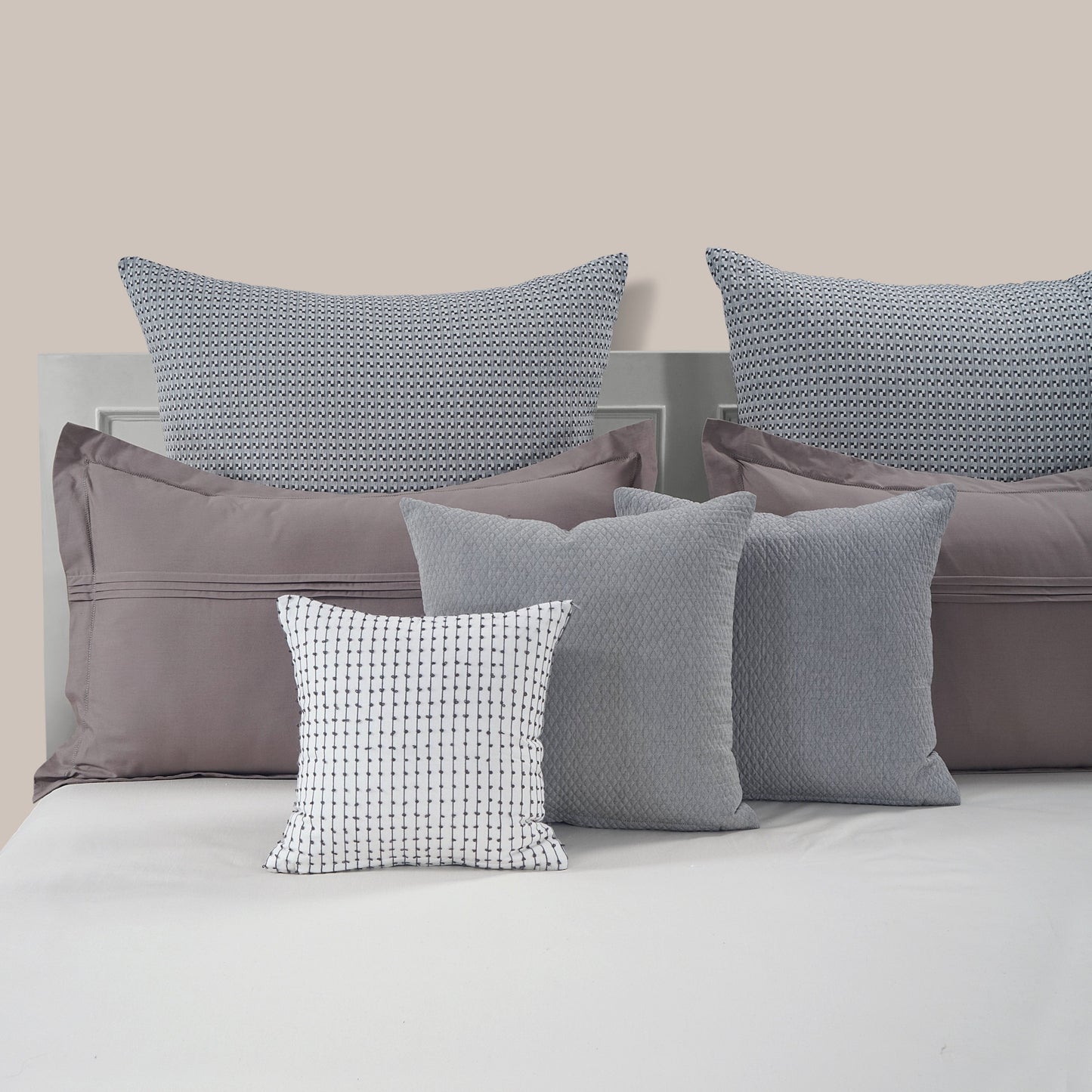 Logan Duvet Set