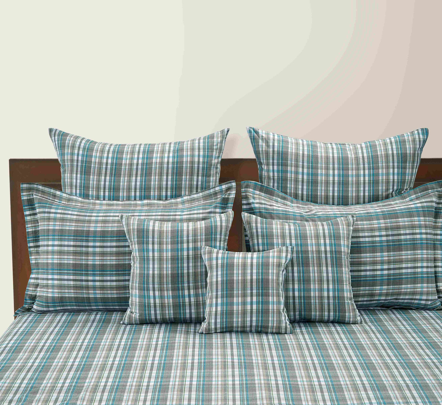 Stockholom Comforter Set