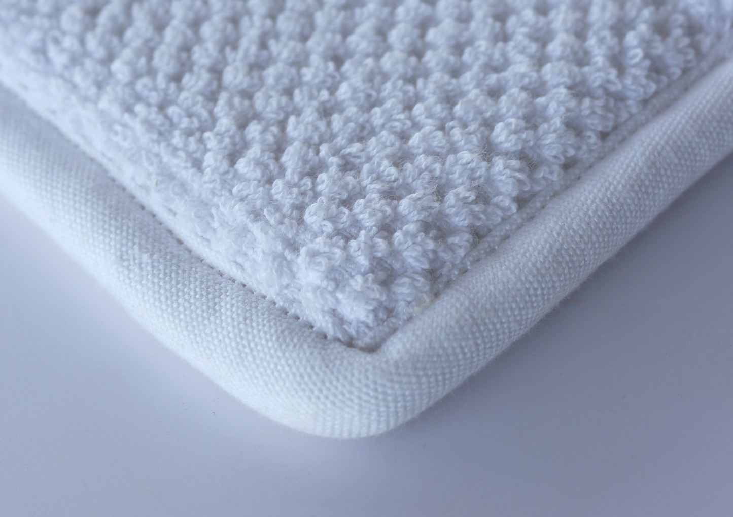 Hawaii Dot Bath Mat