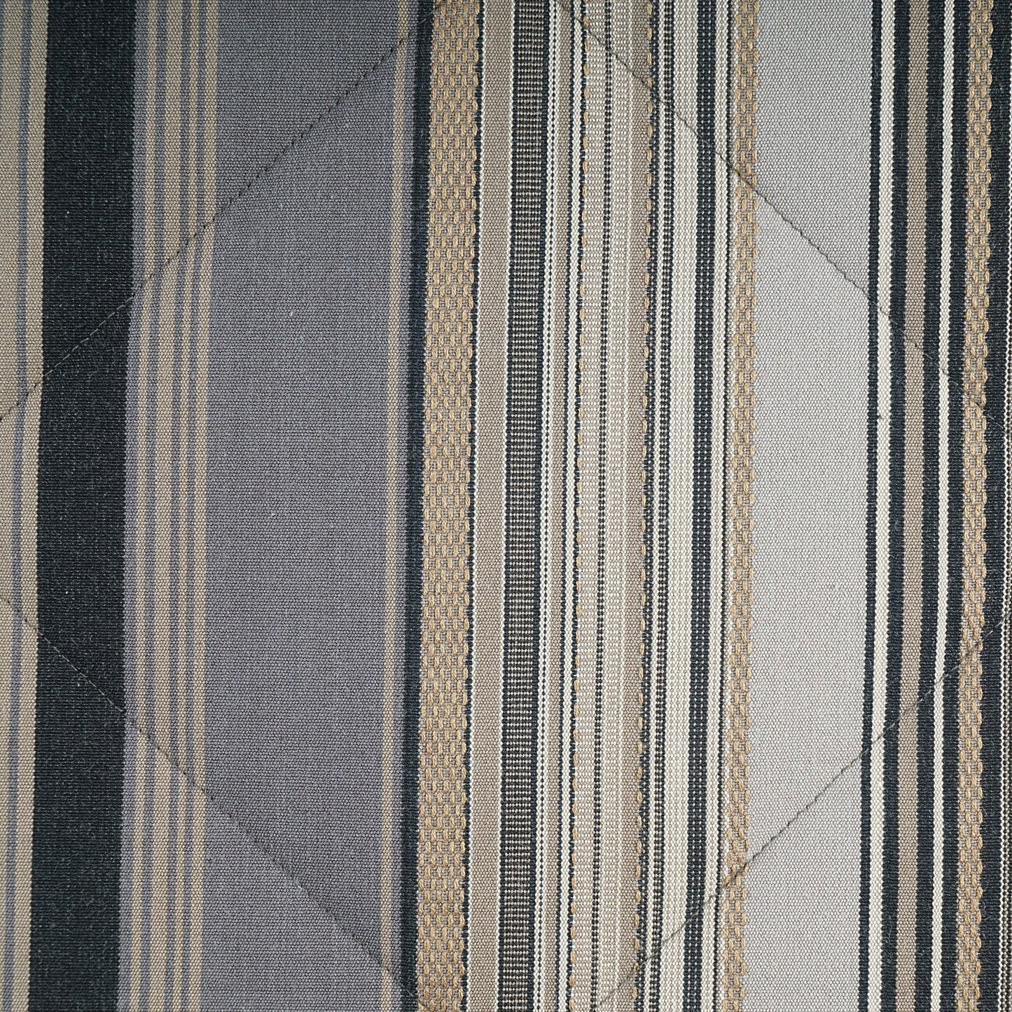 Huckleberry Comforter