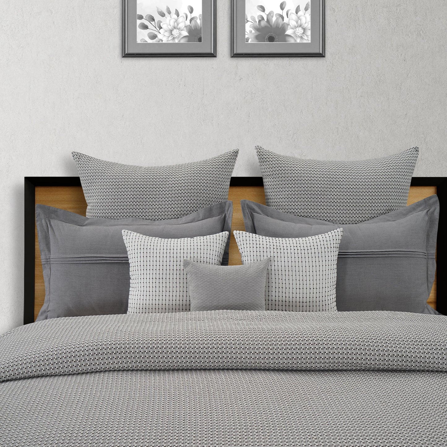 Logan Bedspread