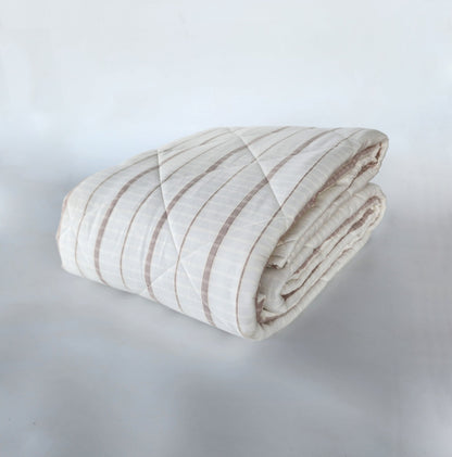 Sheer thick Comforter
