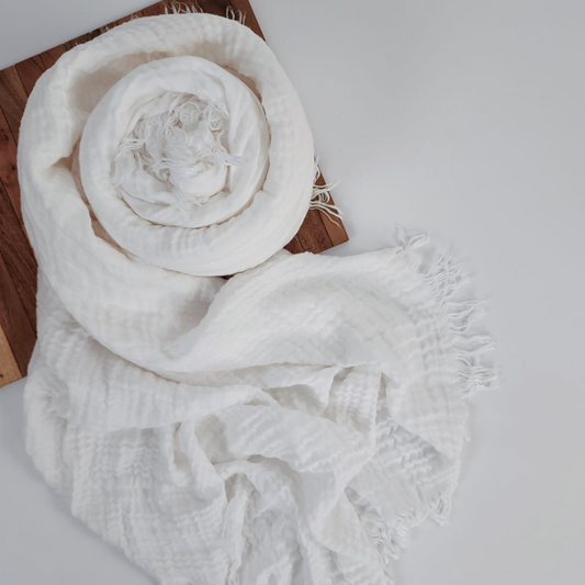 AeroCool Throw