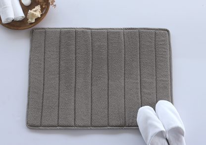 Hawaii Dot Bath Mat