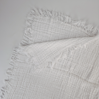 AeroCool Throw