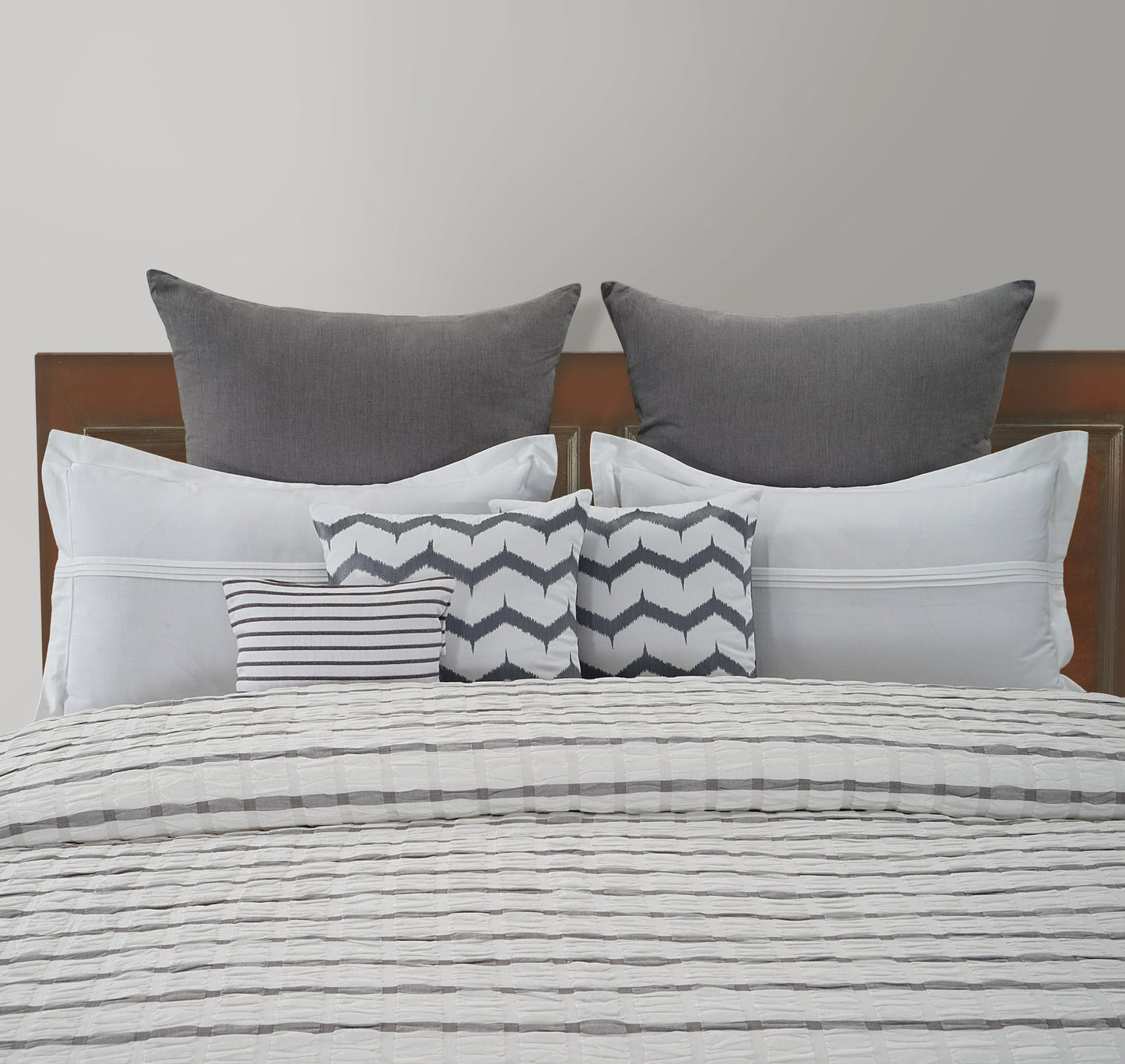 Check sucker Bedspread
